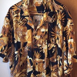 EUC MEN’S CASUAL SHIRT